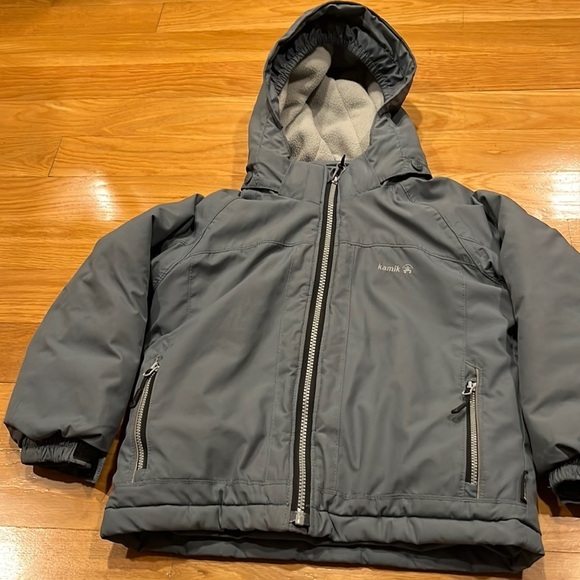 Kamik boys gray winter coat size 4. - Picture 1 of 8